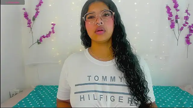 moana taylor online show from 09-11-25, 09:53