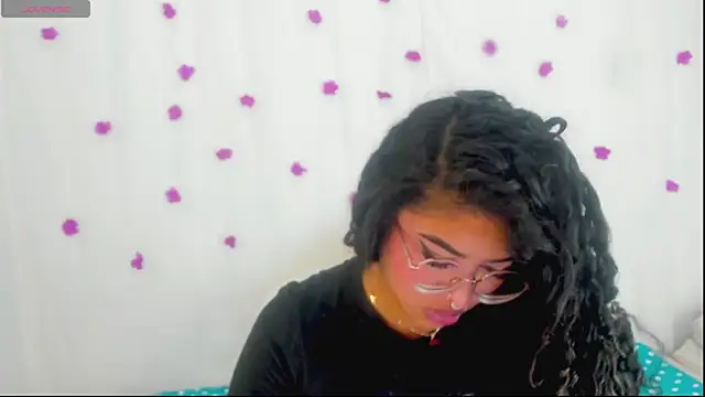 moana taylor online show from 09-30-25, 10:09