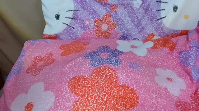 Snapshot of Kelly_Dee102 chatting on 11-06-25, 07:48 Kelly Dee102 online show from 11-06-25, 07:48