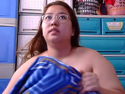 Snapshot of Boobsiemarie chatting on 10-16-25, 01:50 Boobsiemarie online show from 10-16-25, 01:50