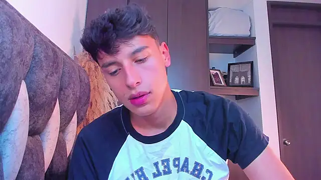 I Gabriel online show from 12-23-24, 10:12