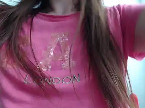 Snapshot of Hottygail69 chatting on 12-16-24, 02:04 Hottygail69 online show from 12-16-24, 02:04