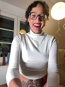 Lauyako online show from 02-06-25, 07:29