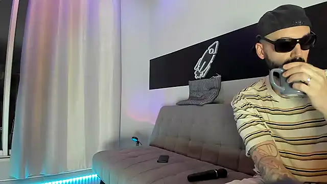 MattxFeet online show from 12-23-24, 11:17