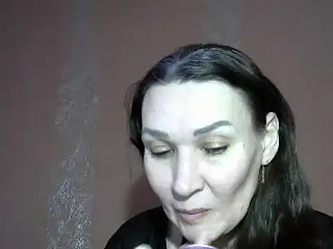 PrettyAndWild online show from 02-23-25, 09:44