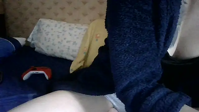 Snapshot of fabiolagg chatting on 09-22-25, 02:52 fabiolagg online show from 09-22-25, 02:52