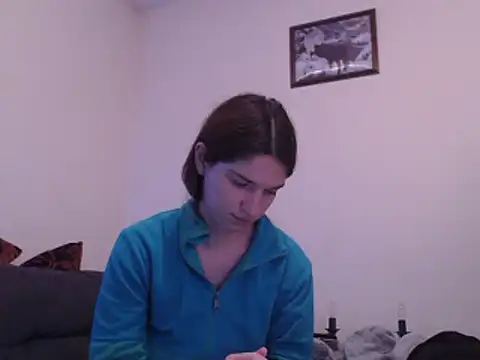Snapshot of Geile-Luna chatting on 12-26-24, 10:20 Geile-Luna online show from 12-26-24, 10:20