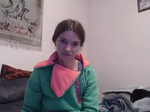 Snapshot of Geile-Luna chatting on 02-10-25, 05:52 Geile-Luna online show from 02-10-25, 05:52