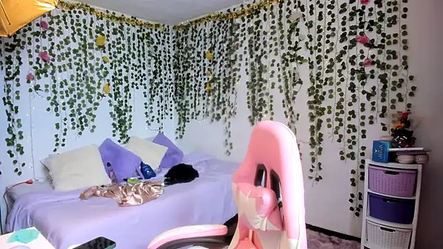 violeta milleer online show from 11-22-25, 05:23