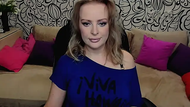 Hotdreamhere online show from 05-13-26, 04:43