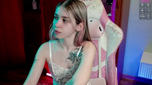 ho1yho1e online show from 03-21-25, 05:02