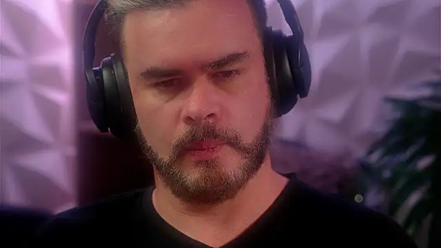 Sanders White online show from 01-07-26, 03:42