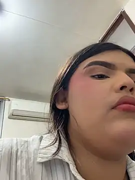 Lia sexx online show from 03-16-26, 06:45