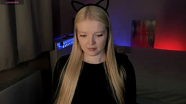 Ssweet annie online show from 04-15-26, 07:58