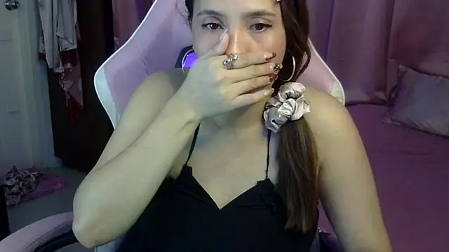 Snapshot of yourbabe_Brielle chatting on 02-08-25, 11:12 yourbabe Brielle online show from 02-08-25, 11:12