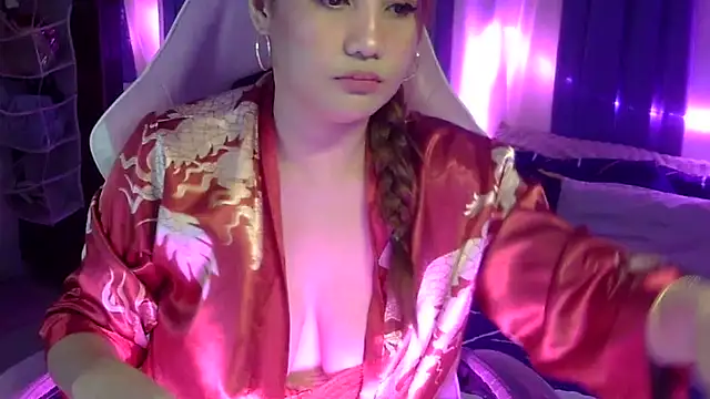 Snapshot of yourbabe_Brielle chatting on 10-22-25, 01:55 yourbabe Brielle online show from 10-22-25, 01:55