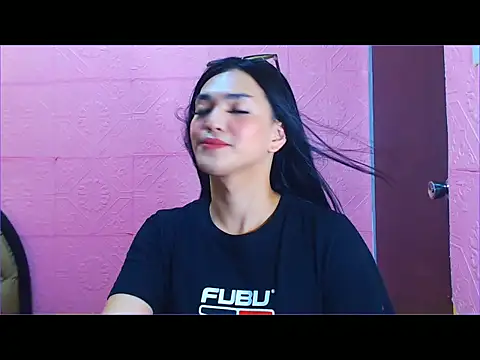 Snapshot of WONDERWOMAN2023 chatting on 11-03-25, 05:47 WONDERWOMAN2023 online show from 11-03-25, 05:47