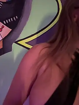 Snapshot of TamaraSavage chatting on 02-13-26, 10:55 TamaraSavage online show from 02-13-26, 10:55