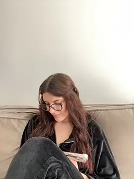 little belucci online show from 01-17-25, 11:59