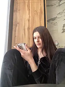 little belucci online show from 03-01-25, 09:15