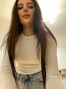 little belucci online show from 03-08-25, 07:53