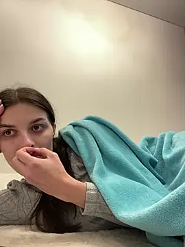 little belucci online show from 10-02-25, 01:51