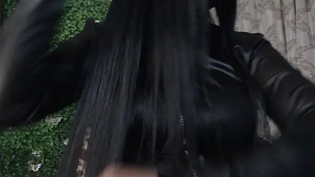 valquiria sirgun online show from 11-19-25, 10:26