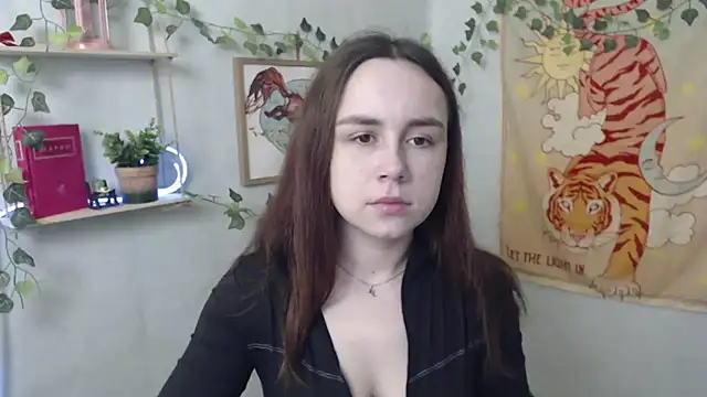 VeryVeryVeryShy  online show from 04-04-26, 05:38