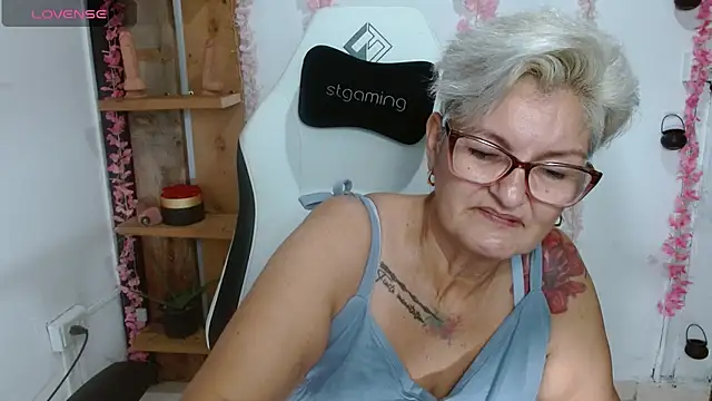 bety-cum2 online show from 07-20-26, 05:37