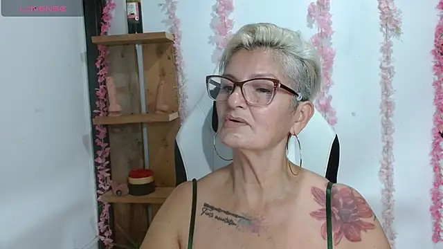 bety-cum2 online show from 07-26-26, 12:52