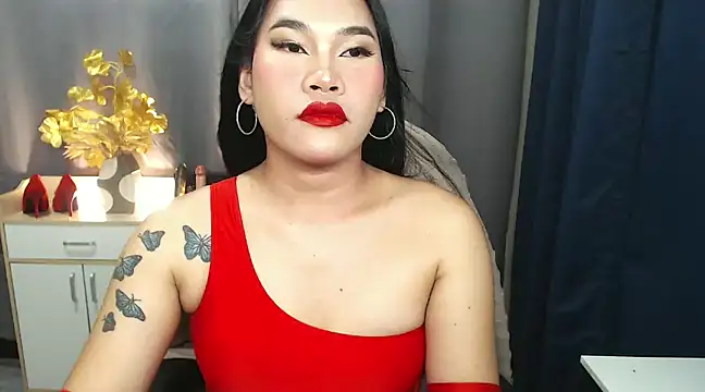 Snapshot of Ur_Fantastic_Lina chatting on 01-17-25, 09:17 Ur Fantastic Lina online show from 01-17-25, 09:17