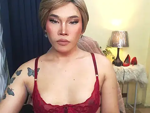 Snapshot of Ur_Fantastic_Lina chatting on 12-01-25, 04:01 Ur Fantastic Lina online show from 12-01-25, 04:01