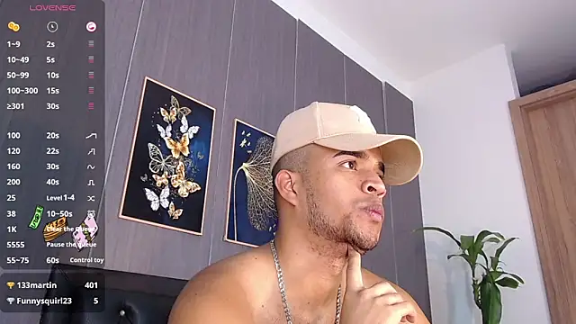 Snapshot of Bigcock_21cm_ chatting on 03-20-25, 11:12 Bigcock 21cm  online show from 03-20-25, 11:12