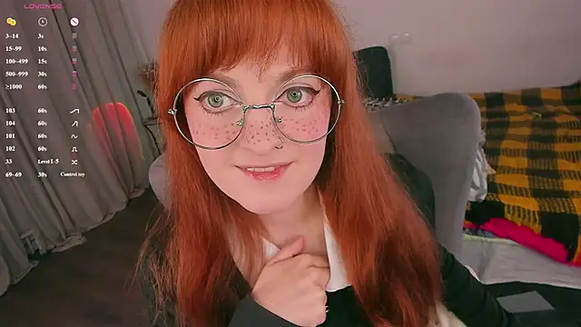Snapshot of Alice_CutePerv chatting on 06-28-26, 09:54 Alice CutePerv online show from 06-28-26, 09:54