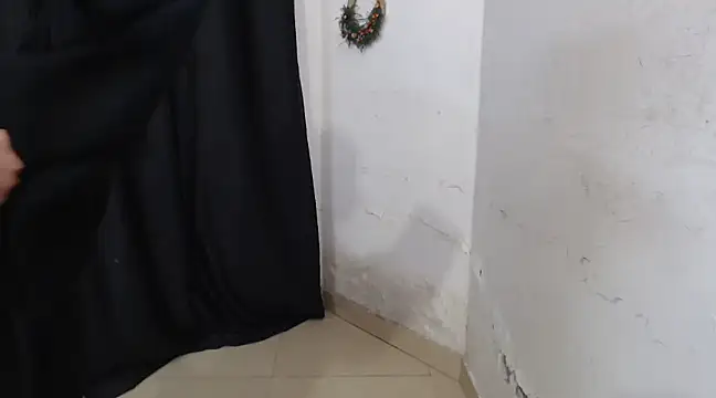 sweet-alia online show from 01-29-25, 05:13