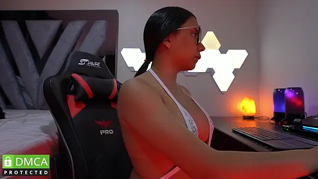 Dubois Amy online show from 12-05-24, 02:42