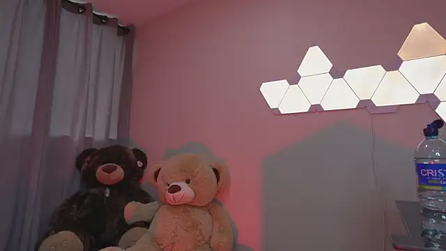 Dubois Amy online show from 02-11-25, 09:56