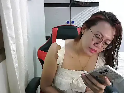 crizzybel online show from 09-13-25, 03:45