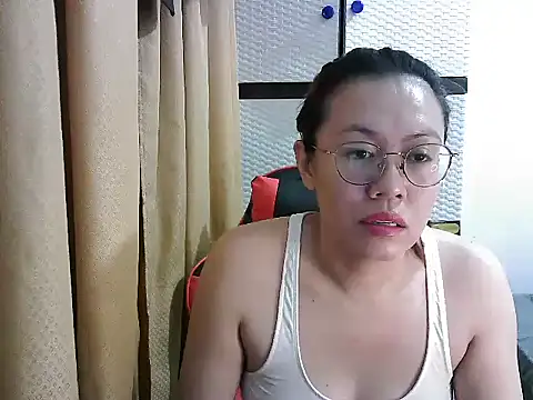 crizzybel online show from 10-28-25, 04:20