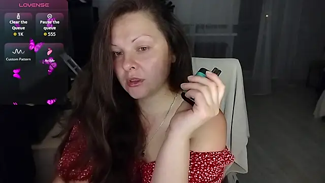 Snapshot of Marla_Singerrr chatting on 06-07-26, 04:44 Marla Singerrr online show from 06-07-26, 04:44