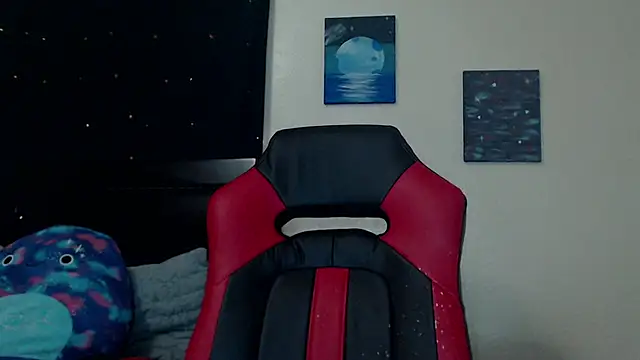 Snapshot of ToxicLilly chatting on 12-07-24, 11:29 ToxicLilly online show from 12-07-24, 11:29