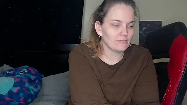 Snapshot of ToxicLilly chatting on 01-15-25, 08:51 ToxicLilly online show from 01-15-25, 08:51