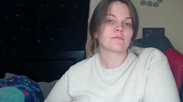 Snapshot of ToxicLilly chatting on 03-11-25, 10:07 ToxicLilly online show from 03-11-25, 10:07