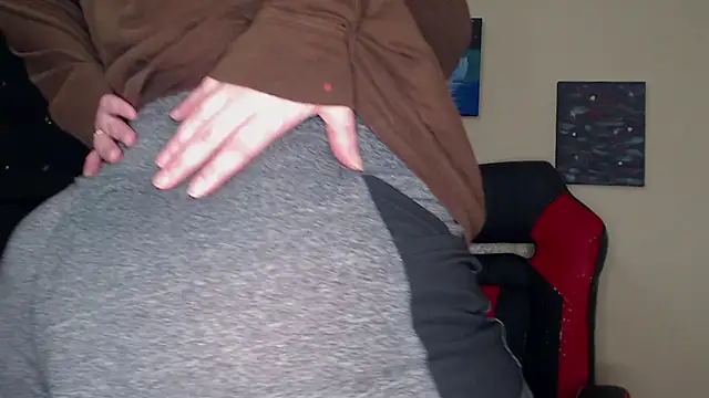 Snapshot of ToxicLilly chatting on 03-17-25, 09:22 ToxicLilly online show from 03-17-25, 09:22