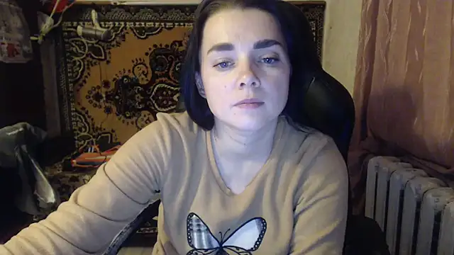 Snapshot of AlisaLaDiva chatting on 12-12-24, 09:15 AlisaLaDiva online show from 12-12-24, 09:15