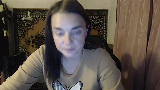 Snapshot of AlisaLaDiva chatting on 09-11-25, 08:09 AlisaLaDiva online show from 09-11-25, 08:09