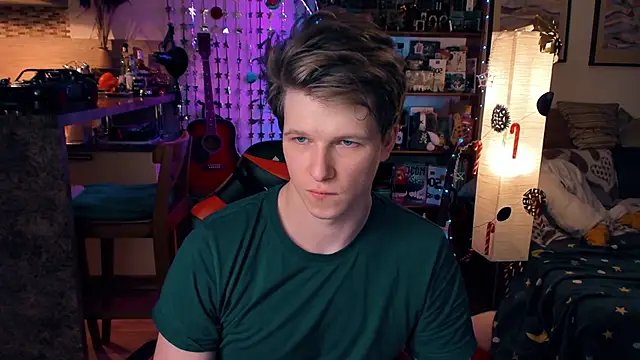 Breston Sweet online show from 12-15-24, 09:31