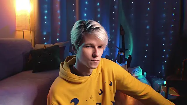 Snapshot of Breston_Sweet chatting on 01-15-26, 08:34 Breston Sweet online show from 01-15-26, 08:34