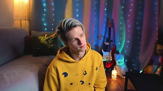 Snapshot of Breston_Sweet chatting on 02-03-26, 05:38 Breston Sweet online show from 02-03-26, 05:38