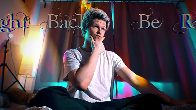 Snapshot of Breston_Sweet chatting on 02-13-26, 10:33 Breston Sweet online show from 02-13-26, 10:33